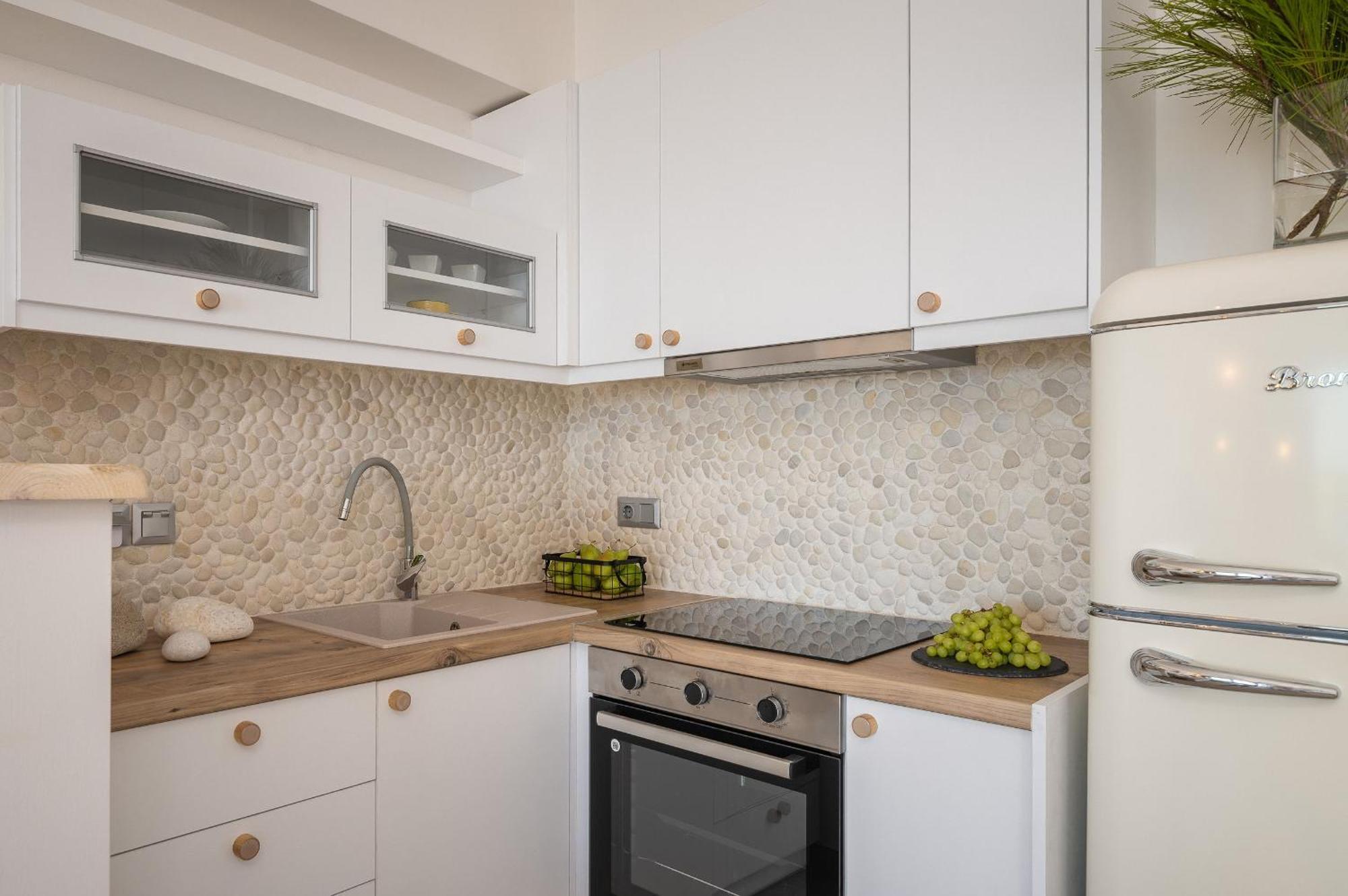 קוקארי 8Moons Boutique Apartments מראה חיצוני תמונה