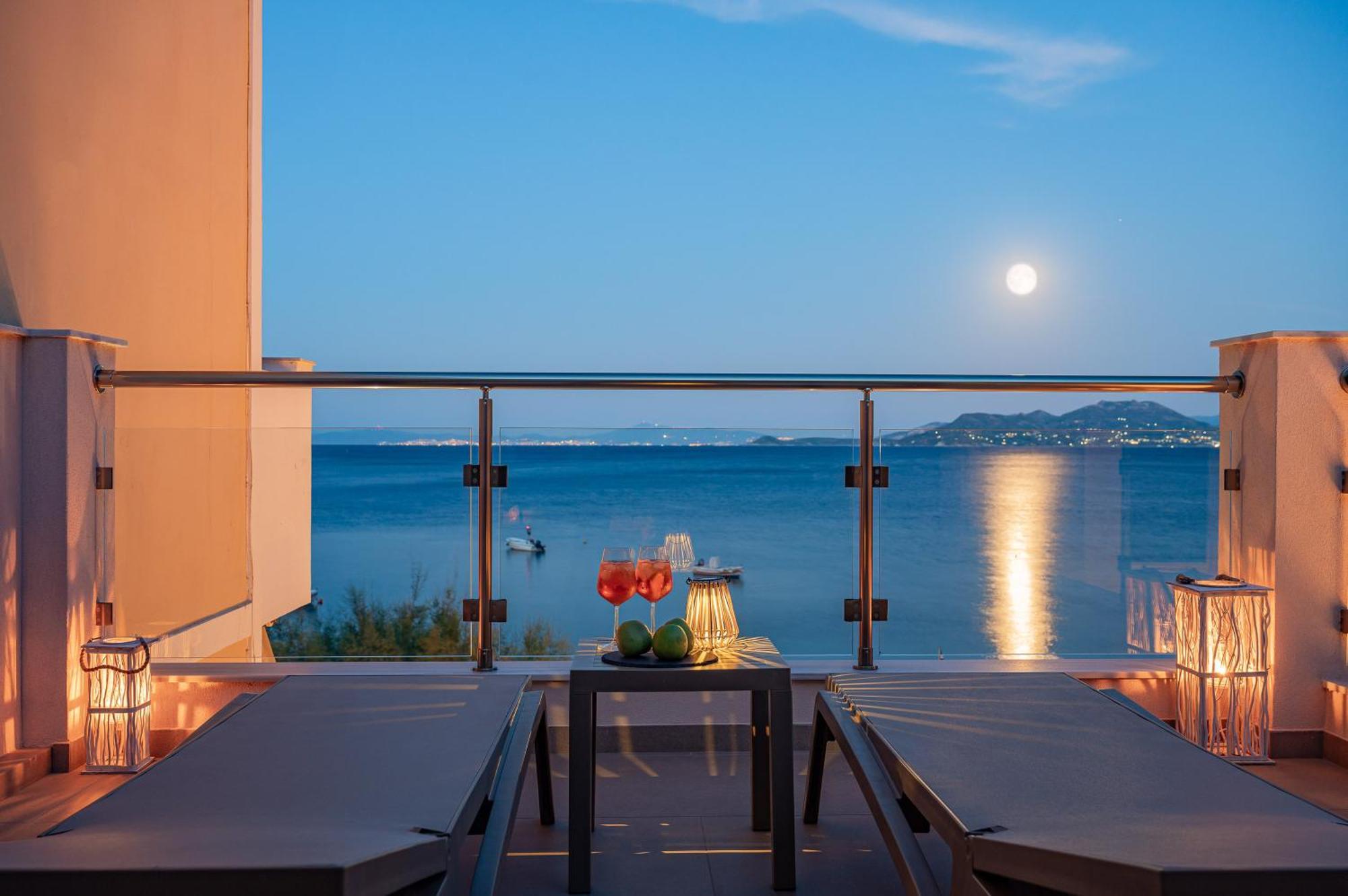 קוקארי 8Moons Boutique Apartments מראה חיצוני תמונה